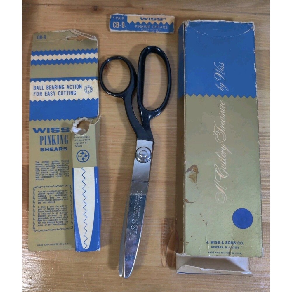 WISS Professional Pinking Shears Scissors Vintage Model CB 9" USA Made W/ Box